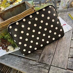 Kate Spade Polka Dot 15 Laptop
Holder NEW